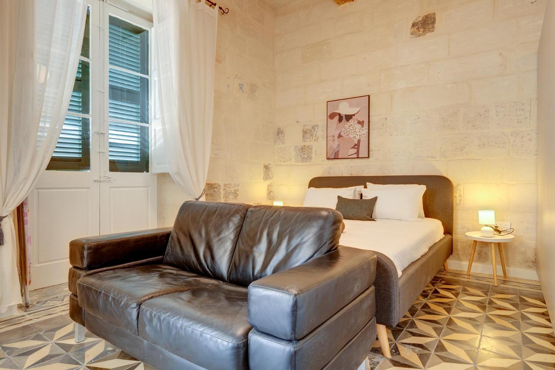 Exclusive Valletta Apartment With Historic Charm Экстерьер фото