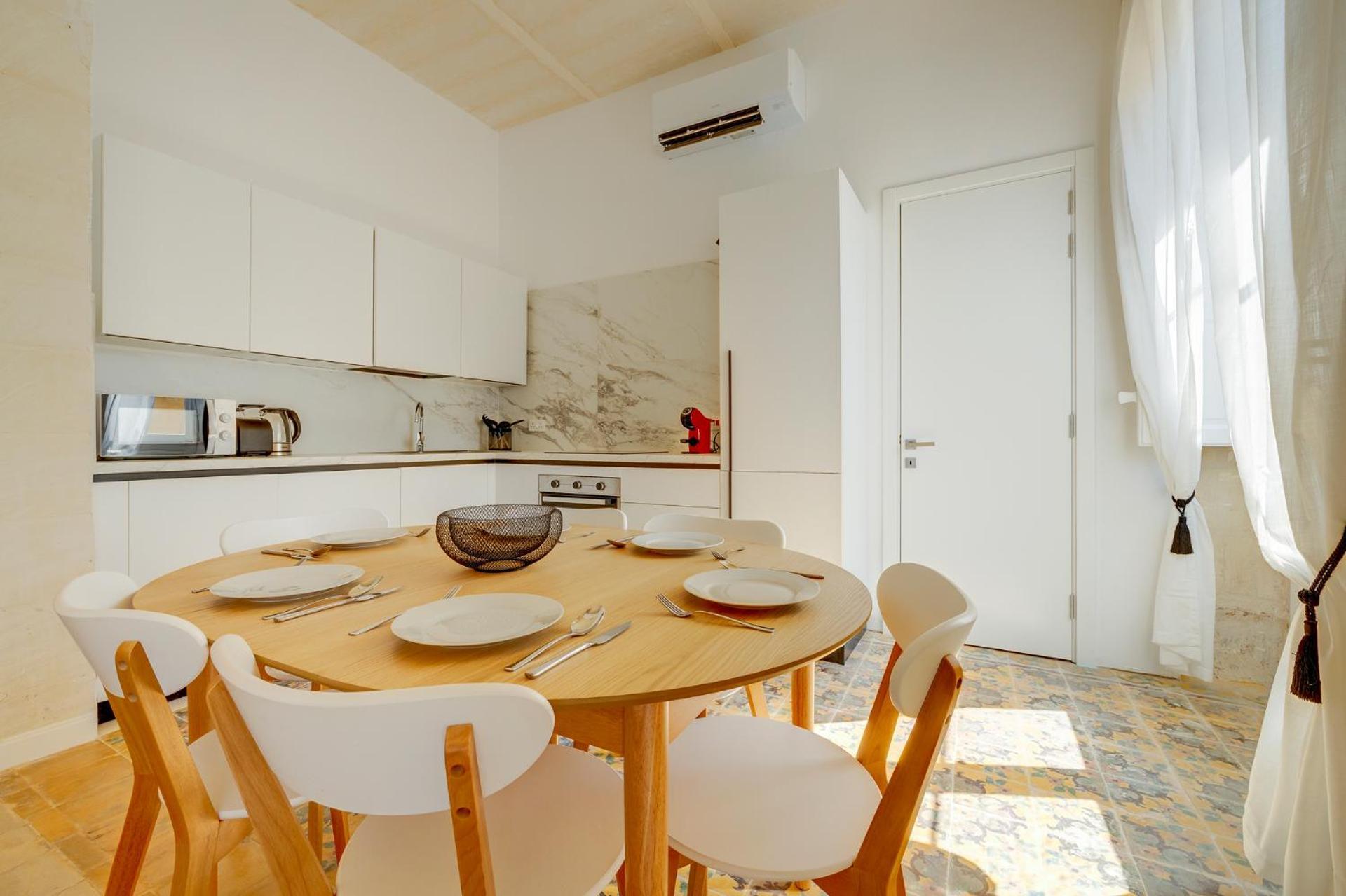 Exclusive Valletta Apartment With Historic Charm Экстерьер фото